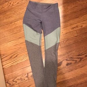 Outdoor Voices Color Block Leggings 7/8